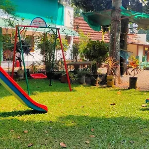 https://kuttickattil-gardens-homestay.kerala-hotels.net